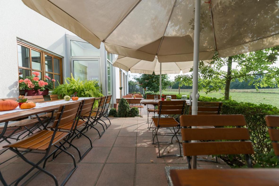 Gasthaus-Pension Hofmann Oberdachstetten Exterior foto